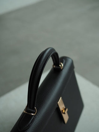 Prière Top Handle 28｜Noir / Étoupe - DROPS- - 