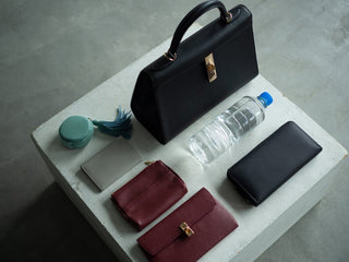 Prière Top Handle 28｜Noir / Étoupe - DROPS- - 