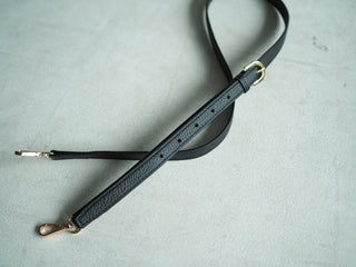 Prière Top Handle 28｜Noir / Étoupe - DROPS- - 