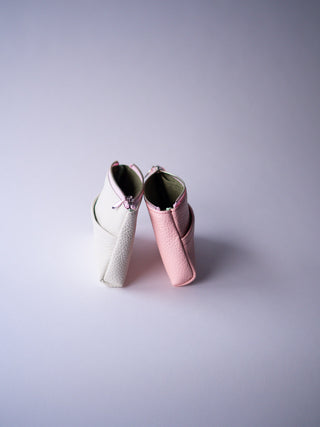 Soft leather tissue pouch