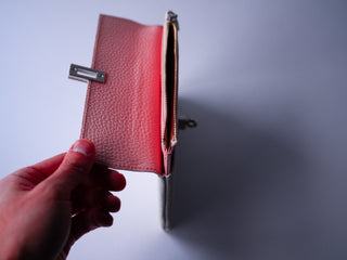 ターンロックフラップロングウォレット