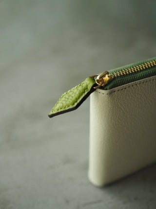 【新色】Square Around fastener wallet｜ 彩りが織りなす上質な日常 - DROPS TOKYO - ライムグリーン × クレ - 