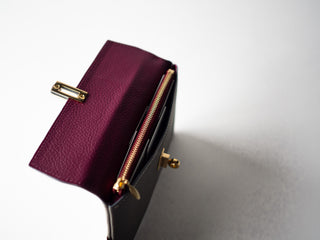 Turnlock flap long wallet