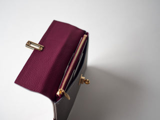 Turnlock flap long wallet