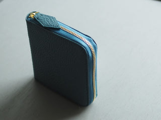 Square Around fastener wallet　ソーダ